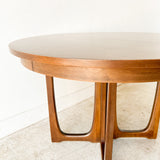 Broyhill Emphasis Dining Table w/ 2 Leaves