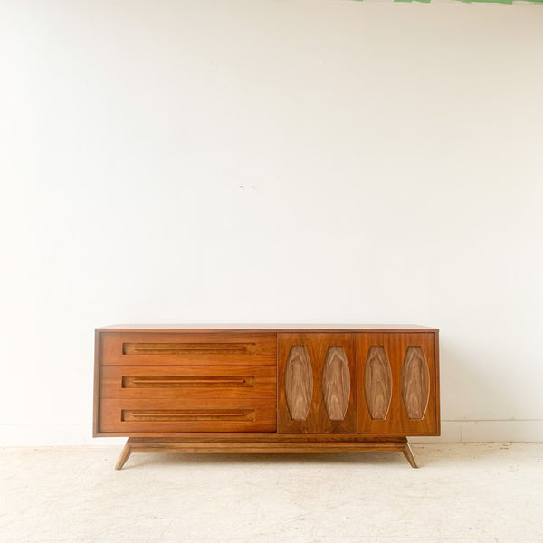 Mid Century Dresser with Sculpted Sliding Doors by Young – Atomic Furnishing & Design