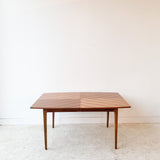 Mid Century American of Martinsville Dining Table w/ 1 Leaf