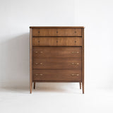 Broyhill Saga Dresser