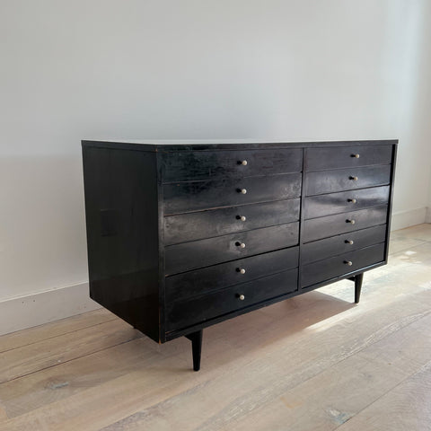 American of Martinsville Black Lacquered Low Dresser Atomic Furnishing & Design American of Martinsville Black Lacquered Low Dresser Atomic Furnishing & Design