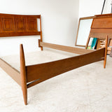 Mid Century Modern Broyhill Sculptra Bed - Full or Queen