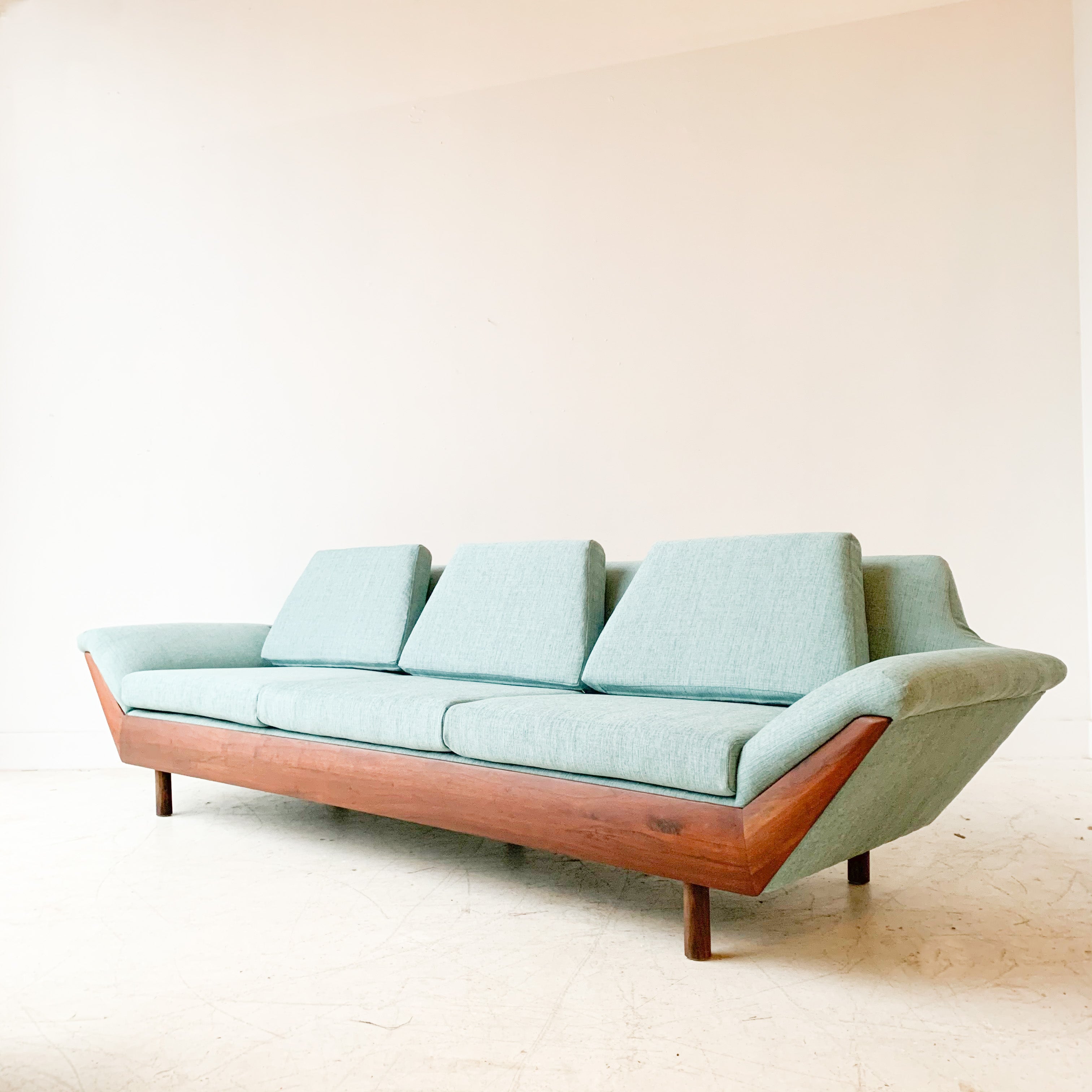 1人掛けソファ 60s Thunderbird green sofa 60s Thunderbird green sofa | The NOON