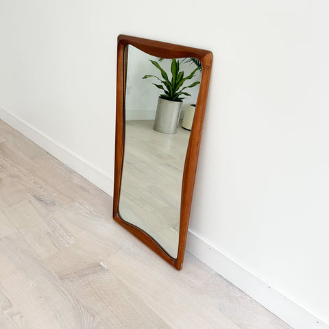 Sculpted Bassett Mirror