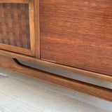 Lane Perception Low Dresser