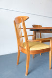 Broyhill Dining Set with 4 Chairs