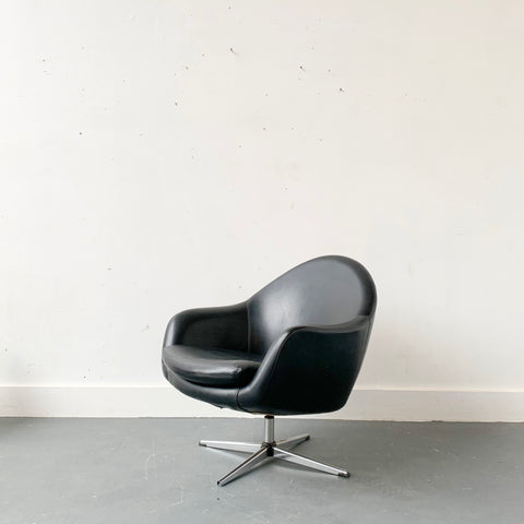 Mid Century Modern Overman Lounge Chair