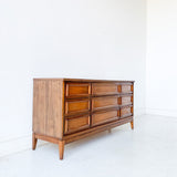 Mid Century Modern Dixie 9 Drawer Dresser