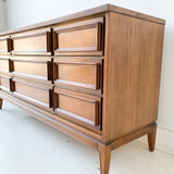 Mid Century Modern Dixie 9 Drawer Dresser