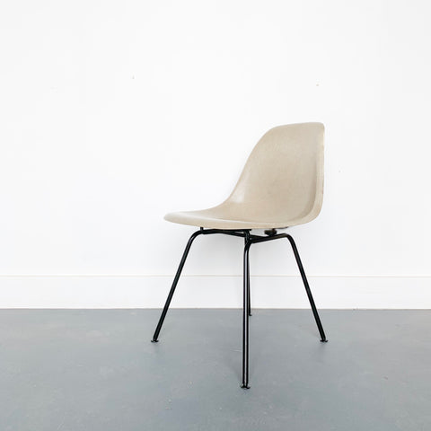 Herman Miller Shell Chair #1