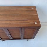 Mid Century Modern American of Martinsville Dresser