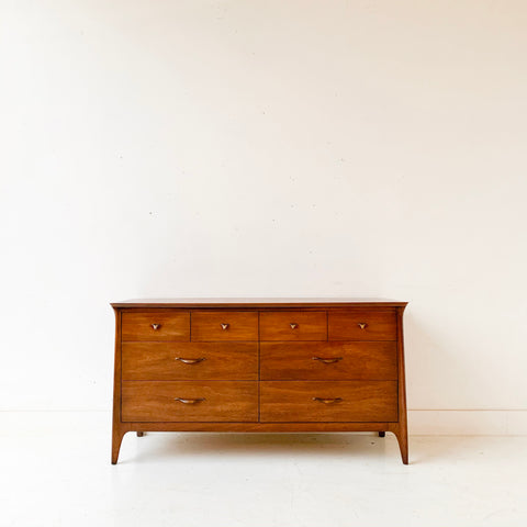 Mid Century Modern Drexel 8 Drawer Dresser Mid Century Modern Drexel 8 Drawer Dresser